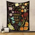 Tapiz decorativo con ilustraciones de flores e insectos sobre un fondo negro - 73*95CM / Tela Cepillada / Flores e Insectos - Negro