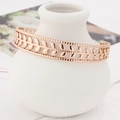 Bracelet jonc en or rose avec motif de branche d'olivier et bords perlés - Or rose