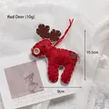 Decorazione natalizia renna in feltro di lana rossa con bottone e toppa a forma di cuore - Renna Rossa
