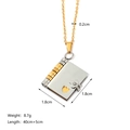 Dettaglio del ciondolo a libro con cuore in oro 18k con dimensioni e peso indicati - Stile Libro Oro e Argento / Bicolore Oro Argento