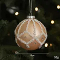 Pallina di Natale color champagne con griglia di perle bianche e strass scintillanti - Palla a Griglia con Strass / Champagne