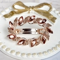 Haarklammer in Roségold mit champagnerfarbenen Kristallen und Blatt-Design-Steinchen - Champagner