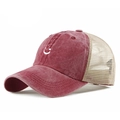 Vintage gewaschene rote Baseballkappe mit Netzrücken und gesticktem Smiley-Gesicht - Einheitsgröße / Burgunderrot