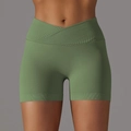 Dettaglio pantaloncini yoga verde oliva a vita alta con fascia incrociata a V a coste - Taglia S / Pantaloni e gonne / Verde Militare