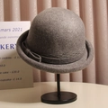 Sombrero vintage francés de lana gris con lazo y ribete de malla plateada elegante - M (56-58 cm) Ajustable / Gris Jaspeado