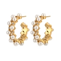 Eleganti orecchini a C in acciaio placcato oro 18K con perle e zirconi brillanti - Cerchio Intarsiato con Perle Traforate (Oro)