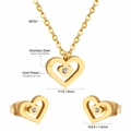 Detalle del conjunto de joyas corazón chapado en oro con medidas de cadena y colgante - Dorado (SE221801G)