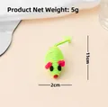Braided cat toy mouse with yellow-green twine, colorful feathers and 5g lightweight design - Green Wound Rope Mouse