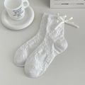 Sweet white cotton crew socks with relief bear texture and silk satin bow decoration - Moonlight White