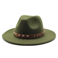 Gros plan du chapeau en laine vert armée avec ruban en cuir brun et clous en métal - M (56-58cm) / Vert Militaire