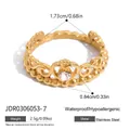 Anello a corona in acciaio inossidabile oro 18K con perle e strass a cuore centrale - Stile Corona Cava a Cuore (JDR0306053-7)