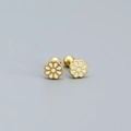 Boucles d'oreilles fleur en argent 925 avec émail blanc et finition dorée - Plaqué Or (Blanc)