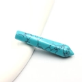 Zeshoekige turquoise kogelvormige hanger met natuurlijke zwarte aders op wit - Turkoois