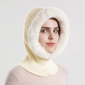 Passamontagna in maglia beige da donna con calda fodera in pelliccia sintetica bianca - Bianco Crema