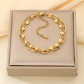 Bracelet double rang en acier inoxydable doré avec pendentif coeur et maillons trombones - Style Trombone Coeur Creux Doré (KB210094-Z)