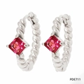 Orecchini a cerchio in acciaio inox argentato con pietre preziose rosa quadrate - Stile Rubino Argento (PDE711)