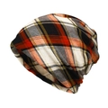 Dettaglio del berretto in morbida maglia con classico motivo a quadri arancione e nero - M (56-58cm) / Arancione