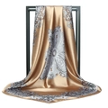 Elegante champagne goudkleurige satijnen vierkante sjaal met vintage paisley bloemenpatroon - 90x90cm / Champagnegoud