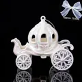 Adorno de pastel carruaje de calabaza blanco irisado con lazo de cristal, altura 11,2 cm - Carruaje de Calabaza Blanco Irisado con Lazo