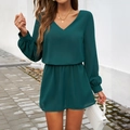 Robe courte vert foncé élégante à manches bouffantes, col en V et taille ajustée chic - S / Vert
