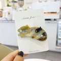 Cute acetate cat hair clip with marble pattern, golden outline and pearl decoration - Black Starry