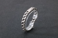 Pulsera cubana vintage para hombre en plata con eslabones grabados y cierre cuadrado - 21cm / Plata Antigua