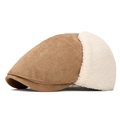 Cappello newsboy marrone in finta pelle scamosciata con fodera in pile e paraorecchie - Cachi chiaro