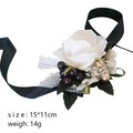 Elegante polsino di rose bianche artificiali con pizzo e nastro di seta nera raffinato - Corsage da Polso Champagne