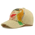 Beige Stroh-Baseballkappe mit tropischer Flamingo- und Tukan-Stickerei für den Sommer - Handbemalter Gelber Vogel Stil (Khaki)