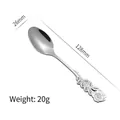 Cucchiaino da tè in acciaio inox argento lucido con rosa misura 128mm x 26mm - Cucchiaio / Argento