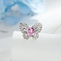 Silberner Schmetterlings-Ohrring mit rosa Herz-Zirkonia und Kristallen auf Blumenhintergrund - Rosa Schmetterling (A1081-2)