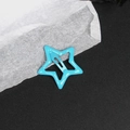 Vibrant bright blue star-shaped Y2K hair clip with a smooth glossy lacquer finish - Teal