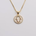 Goldene Hamsa-Hand-Halskette mit bunten Zirkonia-Steinen auf weißem Hintergrund - Gold (Bunter Zirkonia)