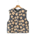 Dettaglio del gilet in pile grigio con motivo floreale giallo e morbida trama in lana d'agnello - S / Giallo