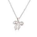 Collana con ciondolo a fiocco d'argento e zircone cubico su catena, sfondo bianco - Argento