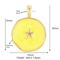 Pendente a stella rotonda in rame giallo e oro con finitura smalto e misure precise - Pentagramma / Giallo
