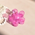Translucent pink flower hair claw clip in jelly acrylic for elegant women hairstyles - 7cm / Transparent Magenta