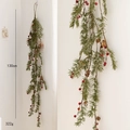 Weihnachtsgirlande mit Kiefernnadeln, roten Beeren und Tannenzapfen, 130cm Dekoration - Lange Rebe