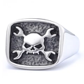Anello punk da uomo in acciaio inossidabile con teschio e chiavi su sigillo testurizzato - US 8 / Colore Acciaio (23207)
