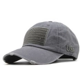 Détail de la casquette délavée grise avec broderie USA et finitions effet usé vintage - 56-60cm / Gris