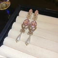 Pendientes de plata con cristales rosa en forma de gota y perlas blancas en estuche - Poste de pendiente de plata - Plata - Rosa