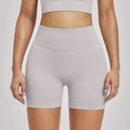 Seamless high-waisted yoga shorts and sports bra set in light purple lilac finish - White Sand