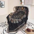 Dettaglio della coperta tessuta bohémien con simboli di tarocchi dorati e frange - Nero Tarocchi Astrologia / 130x160cm