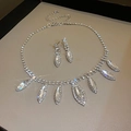 Set di gioielli in argento con perle finte, cristalli marquise, collana e orecchini - Goccia d'Acqua con Strass Argento e Nappine a Foglia