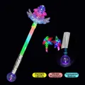 Bacchetta magica LED Frozen con cuori e stelle luminose e proiezione di luci - Bastone Luminoso a Cuore con Ali Classico con Proiezione