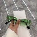 Fashionable rimless rectangular sunglasses with green gradient lenses and gold metal arms - Gold Frame Gradient Green
