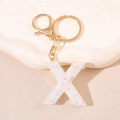 Porte-clés lettre X en résine blanche avec paillettes et crochet doré brillant - Lettre X
