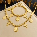 Parure de bijoux vintage dorés avec médaille de Saint Joseph et pendentif en croix - Ensemble Collier & Bracelet (N3984 B1948)
