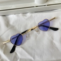 Polygonal heart-shaped sunglasses with blue lenses and gold metal frames - Mini Heart Gold Frame Blue Lens