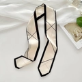 Elegante smalle zijden sjaal met zwart-wit geometrisch patroon voor haar of tas decoratie - Lijnen met zwarte rand